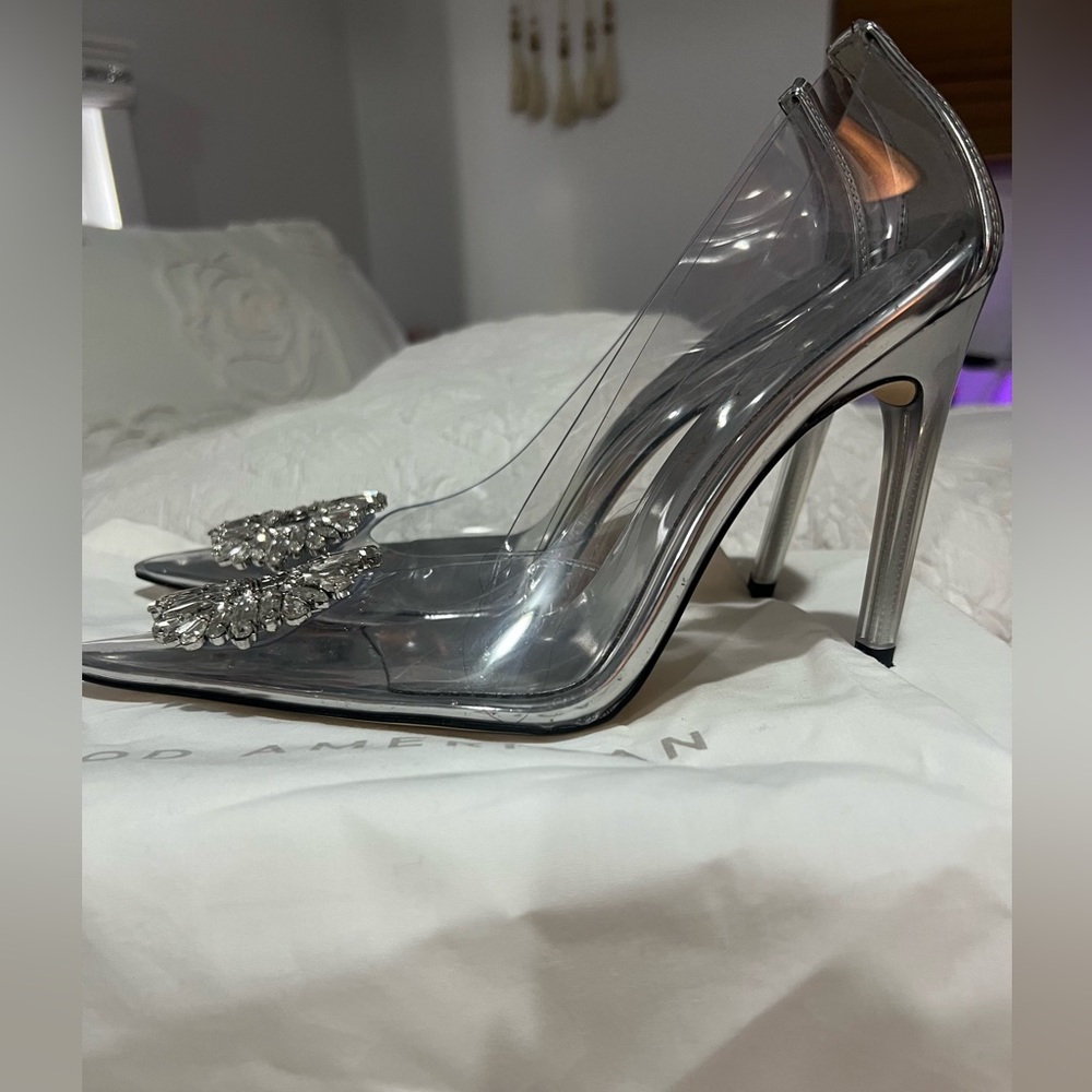 Wore only once … Beautiful Good American Cinderella shoes 🫶